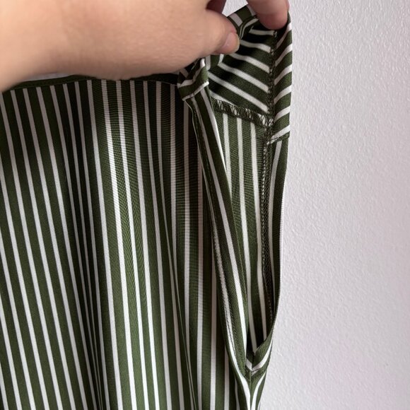 Jones New York Non-Iron Green Striped Blouse - Size M/L - Picture 4 of 11